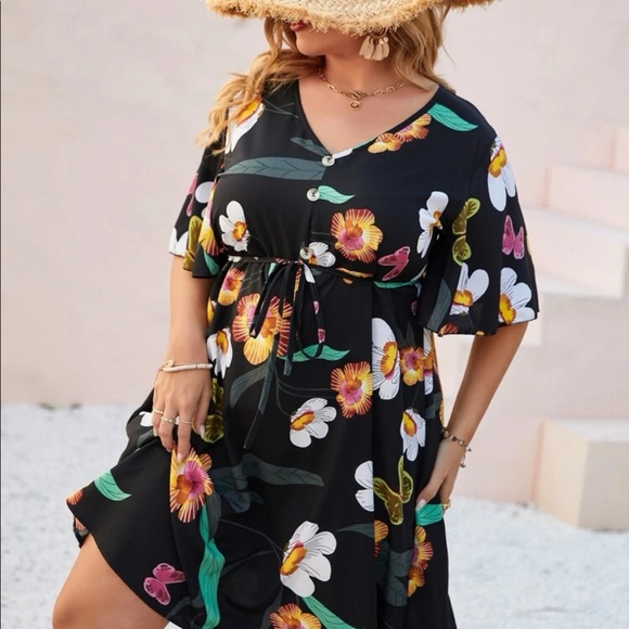 Plus size tropical floral print V neck belted dress - Picture 6 of 9